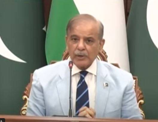ترقی کے راستے میں دہشت گردی ایک اہم رکاوٹ ،  مکمل خاتمہ ہمارے لیے اولین ترجیح: وزیر اعظم