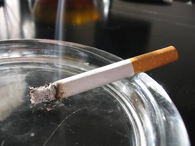 سگریٹ نوشی کے نتیجے میں فالج کے خطرات میں اضافہ: نئی تحقیق