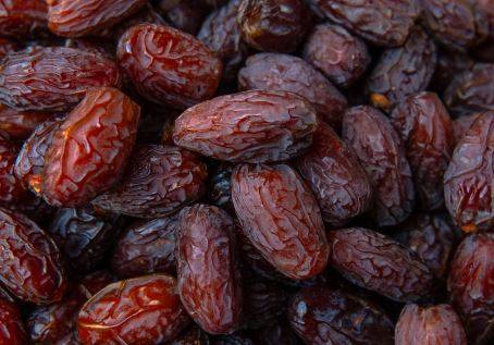 کھجور کے طبی فوائد: روزانہ تین کھجوریں کھانے کی عادت اپنانا ضروری