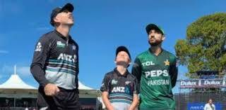 پاکستان کا نیوزی لینڈ کے خلاف تیسرے ٹی 20 میچ میں ٹاس جیت کر فیلڈنگ کا فیصلہ 