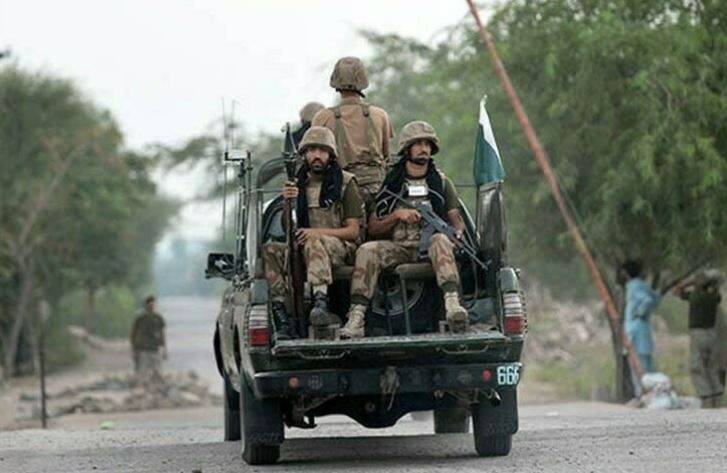 خیبر پختونخوا :سیکیورٹی فورسز کی بڑی کارروائیاں، 11 دہشت گرد ہلاک