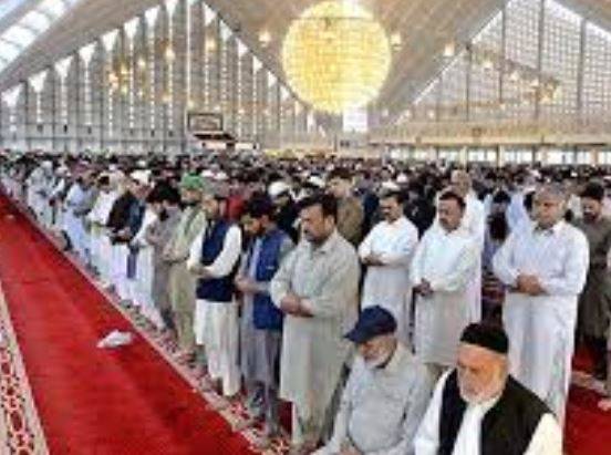 جمعۃ الوداع: ملک بھر میں عبادات کا اہتمام، سکیورٹی سخت