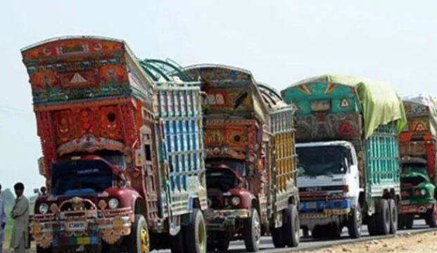 کراچی میں ٹریفک کی بہتری کے لیے سندھ حکومت کے نئے اقدامات،ہیوی ٹرانسپورٹ کی رفتار کی حد  مقرر