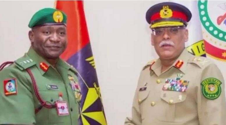 نائیجیریا میں جنرل ساحر شمشاد کا دورہ، پاک نائجیریا فوجی تعلقات مضبوط بنانے پر گفتگو