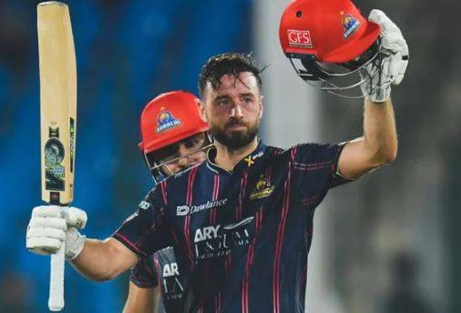 کراچی کنگز نے سنسنی خیز مقابلے کے بعد ملتان سلطانز کو 4 وکٹوں سے شکست دے دی