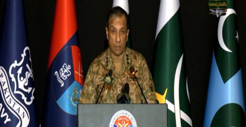 پاکستان نے 12 بھارتی ڈرونز کو مار گرایا ، 1 شہری شہید ،4 جوان زخمی ، پاک فوج