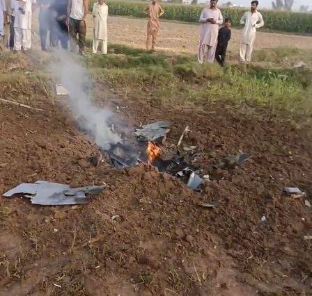 بھارتی ڈرونز کی دراندازی کا دوسرا دن، پاک فوج نے مزید 6 ڈرونز مار گرائے