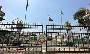 واہگہ اٹاری بارڈر پر پاکستان اور بھارت کے ایک ایک قیدی کا تبادلہ 