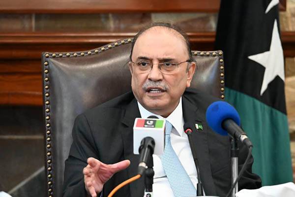 آئی ایم ایف پروگرام معیشت کو سہارا دے رہا ہے، صدر آصف زرداری