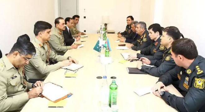 فیلڈ مارشل عاصم منیر کی آذربائیجان کے وزیر دفاع سے ملاقات، دفاعی تعاون بڑھانے پر اتفاق