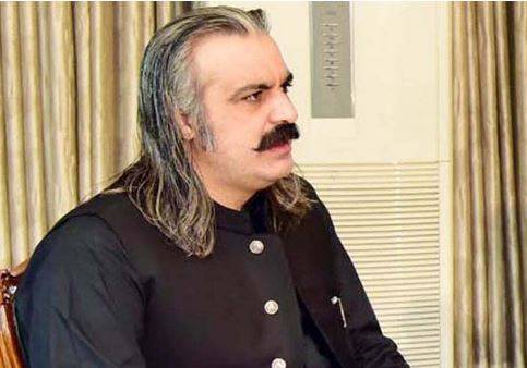 اختیارات کا بھرپور استعمال کریں گے، پیچھے نہیں ہٹیں گے: گنڈاپور