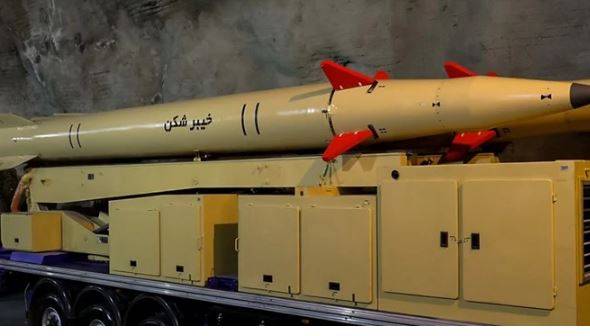 ایران نے قطر اور عراق میں امریکی فوجی اڈوں کو نشانہ بنایا، دوحہ میں دھماکوں کی آوازیں گونج اٹھیں