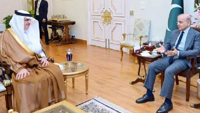 وزیراعظم شہباز شریف سے سعودی سفیر نواف بن سعید المالکی کی ملاقات