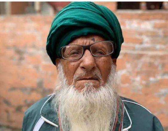 قوم کا ہیرو رخصت ہو گیا , بابا دین محمد انتقال کر گئے