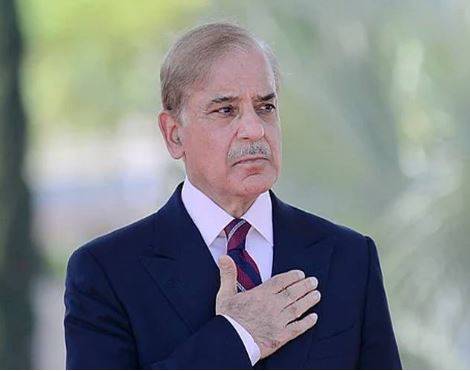 پاک فضائیہ کا دفاعی نظام مضبوط، عالمی سطح پر قابلِ فخر ہے:وزیرِ اعظم 
