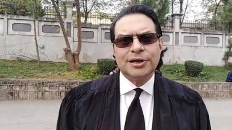 شاہ محمود قریشی کی قیادت پر بات قبل از وقت ہے، عدالتی مقدمات ابھی باقی ہیں: سلمان اکرم راجا