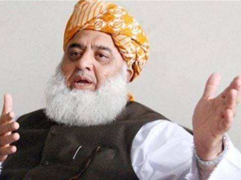 حکومت وعدے پر قائم نہ رہی تو عدالت کا دروازہ کھٹکھٹائیں گے: مولانا فضل الرحمان