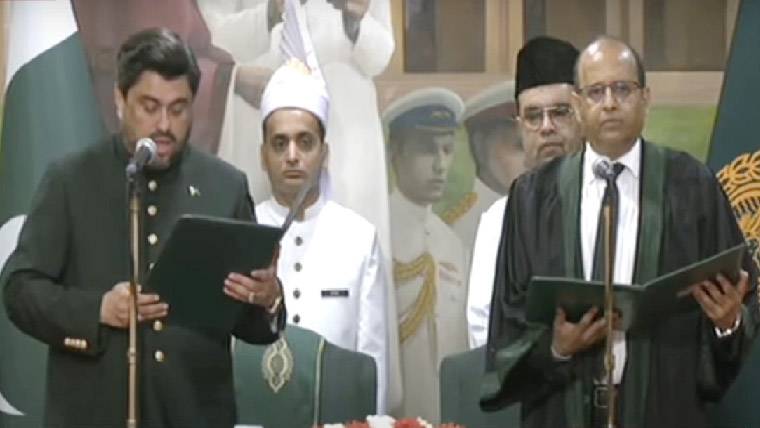 جسٹس ظفر احمد راجپوت قائم مقام چیف جسٹس سندھ ہائی کورٹ مقرر، حلف اٹھا لیا