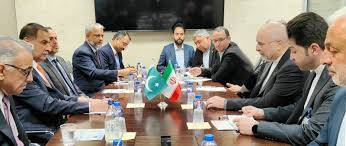 جنیوا میں ایاز صادق کی ایرانی سپیکر سے ملاقات، تعلقات مضبوط بنانے پر اتفاق