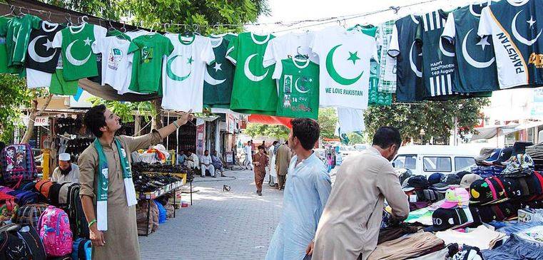 اگست کی آمد پر شہر میں جشنِ آزادی کا سماں، سبز و سفید کی بہار