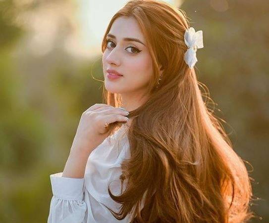 آن لائن تنقید کے خوف کے باوجود جنت مرزا نے حج کی سعادت کا راز کھول دیا