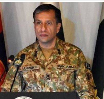  ڈی جی آئی ایس پی آر کا راولپنڈی میڈیکل یونیورسٹی کا دورہ، طلبہ سے کھل کر گفتگو