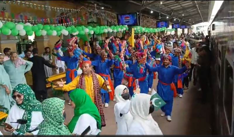  کراچی میں جشن آزادی کے موقع پر ایک خاص آذادی ٹرین کا آغاز 