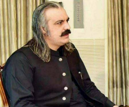 خیبر پختونخوا میں سیلاب متاثرین کو نئے گھر بنانے کا اعلان