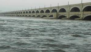 پنجاب کے دریاؤں میں پانی کا بہاؤ بڑھنے لگا، شہریوں کو محتاط رہنے کی ہدایت