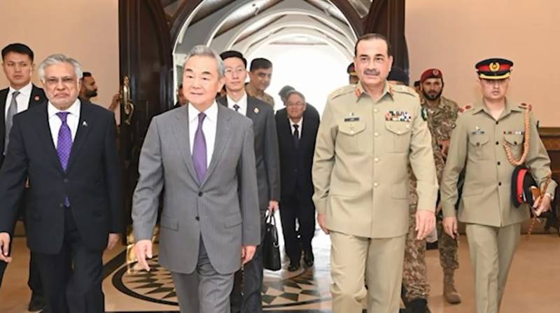 قومی استحکام اور پاک چین دوستی کی چٹان، پاکستانی فوج: چینی وزیر خارجہ