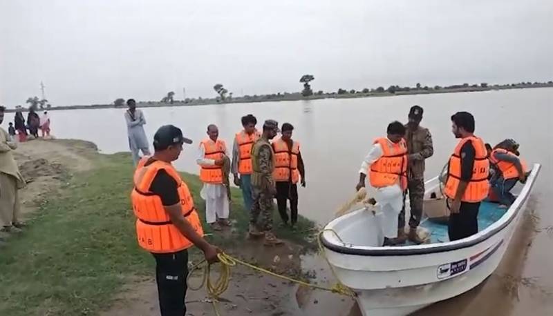 پنجاب رینجرز کی سیلاب زدگان کے لیے ہنگامی بچاؤ اور امدادی کارروائیاں جاری