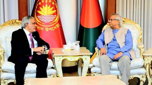 نائب وزیراعظم اور وزیر خارجہ سینیٹر اسحاق ڈارکی بنگلادیش کے چیف ایڈوائزر پروفیسر محمد یونس سے ملاقات 