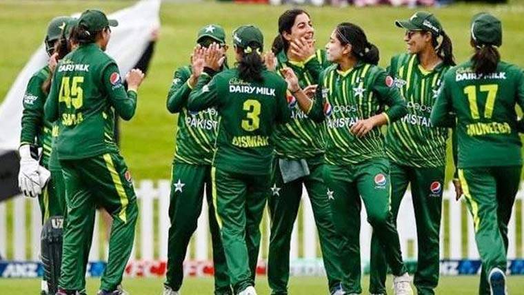 پاک بھارت میچ کا بے چینی سے انتظار ، ویمنز ٹیم کی جانب سے مردوں کی ٹیم کیلئے نیک خواہشات