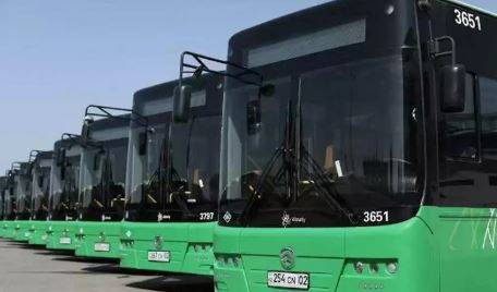 چین سے بلوچستان کے لیے 21 جدید گرین بسیں روانہ کر دی گئیں