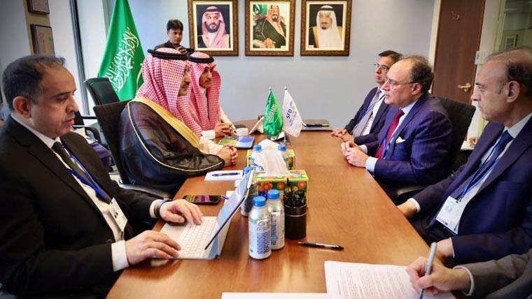 پاکستان اور سعودی وزیر خزانہ کی ملاقات، اقتصادی تعلقات پر گفتگو