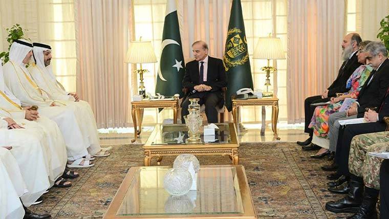 وزیراعظم شہباز شریف کی قطری وزیر تجارت سے ملاقات: دوطرفہ تعلقات اور اقتصادی تعاون پر بات چیت