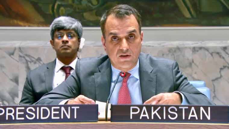پاکستان نے اقوام متحدہ سے شام کی سیاسی منتقلی کے لیے پابندیاں نرم کرنے کا مطالبہ کرلیا