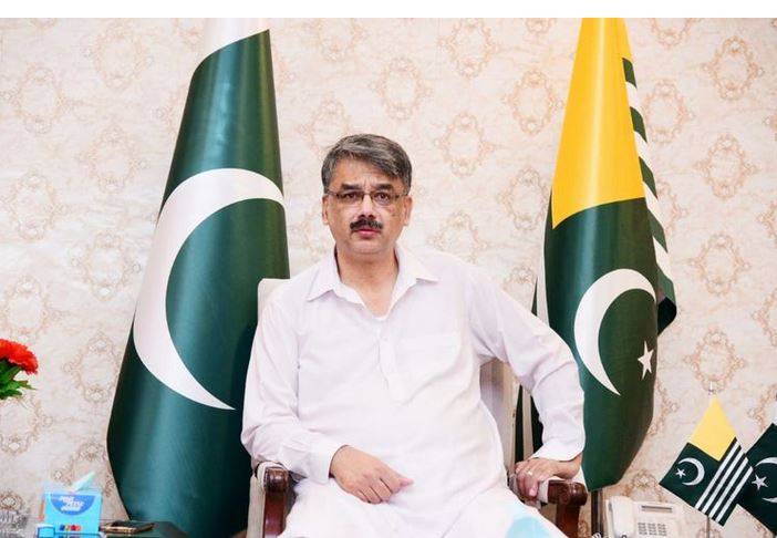 آزاد کشمیر: وزیرِ اعظم چوہدری انوار الحق کے مستقبل کا فیصلہ آئندہ 48 گھنٹوں میں متوقع