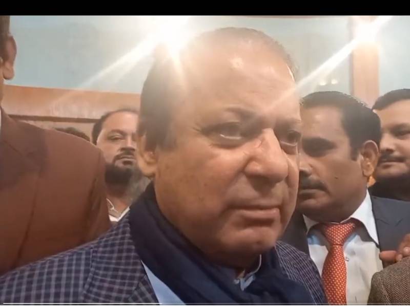  نواز شریف کا قومی اسمبلی کا دورہ ، شہباز شریف  نے ان کا پرتپاک استقبال کیا