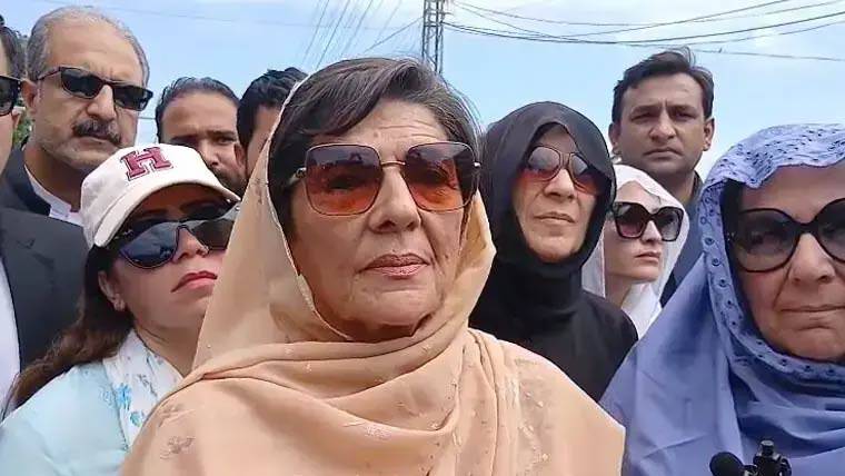 علیمہ خان کی جائیدادوں کی تفصیلات عدالت میں پیش، وارنٹ گرفتاری جاری