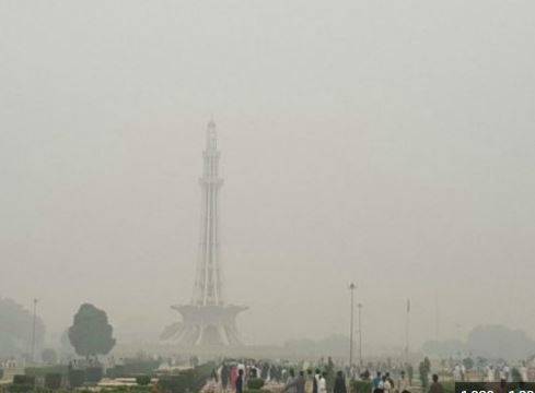 لاہور کا فضائی آلودگی میں دنیا میں دوسرانمبر،، پنجاب کے دیگر شہر بھی متاثر