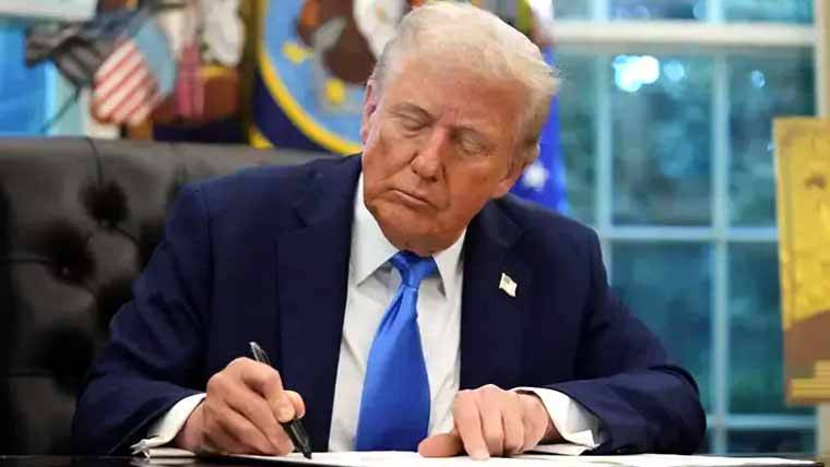 صدر ٹرمپ نے مسلم تنظیموں کے خلاف ایگزیکٹو آرڈر پر دستخط کر دیے