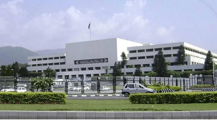 پارلیمنٹ کا مشترکہ اجلاس: اقلیتی حقوق بل پر شدید اختلافات، اپوزیشن کی نعرے بازی