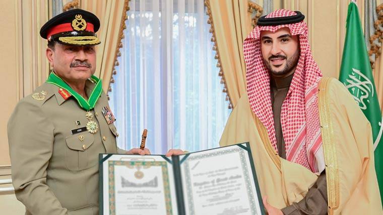 فیلڈمارشل اورسعودی وزیردفاع شہزادہ خالد بن سلمان کی ملاقات 