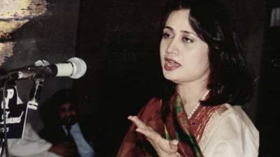 خوشبوؤں کی شاعرہ پروین شاکر کو مداحوں سے بچھڑے 31 برس گزر گئے