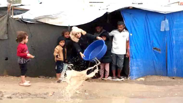 غزہ میں شدید بارشوں کے باعث انسانی بحران مزید شدت اختیار کر گیا