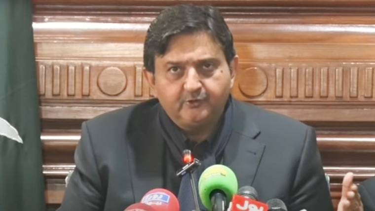 کسی کو بھی حق نہیں کہ وہ اسمبلی کی حدود میں بغیر اجازت داخل ہو ، ملک محمد احمد خان 