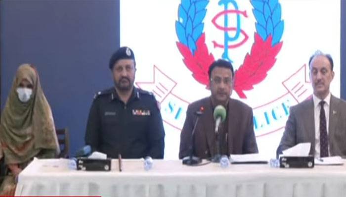  کراچی : سکیورٹی اداروں نے خودکش حملے کے لیے تیار کم عمربلوچستان کی لڑکی کو بچا لیا