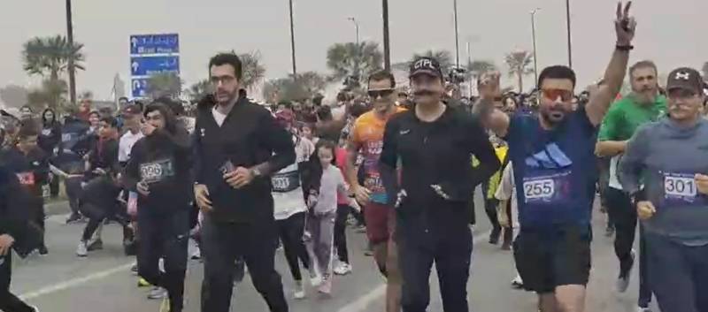 لاہور میں نئے سال کی شروعات میراتھن ریس کے جوش و خروش کے ساتھ