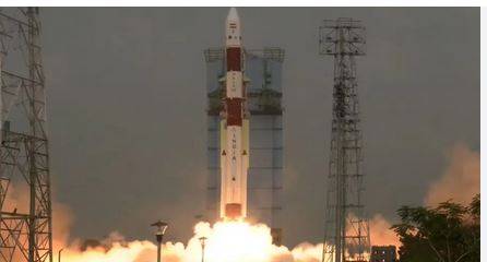 بھارتی خلائی پروگرام کو دھچکہ، PSLV راکٹ ایک بار پھر ناکام